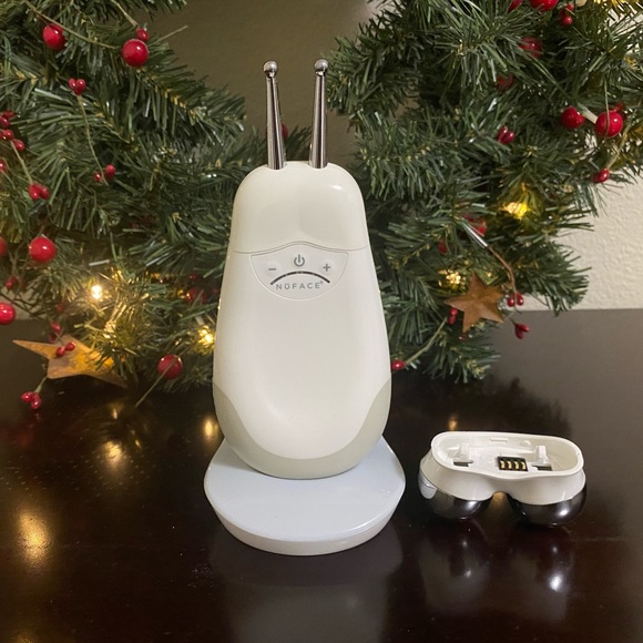 ⚡️NuFACE Trinity⚡️ Complete - Picture 1 of 13